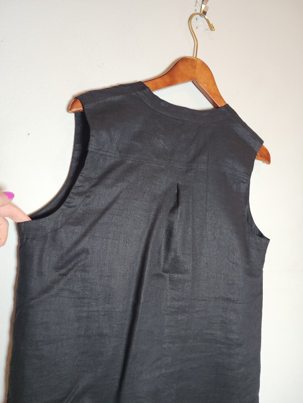 100% Linen NWT Garnet Hill Black Sleeveless Top Shirt Lightweight Women's 12 - Picture 12 of 15